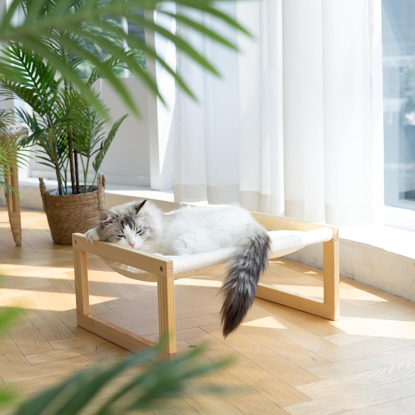 Natural Wooden Pet Bed | Comfortable & Stylish Bed for Dogs & Cats | Durable, Eco-Friendly & Non-Toxic Design | Ideal for All Ages